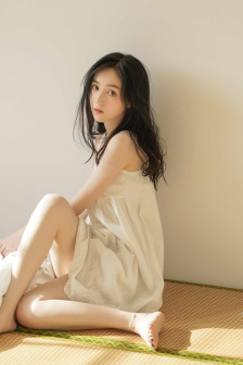 超碰美女在线